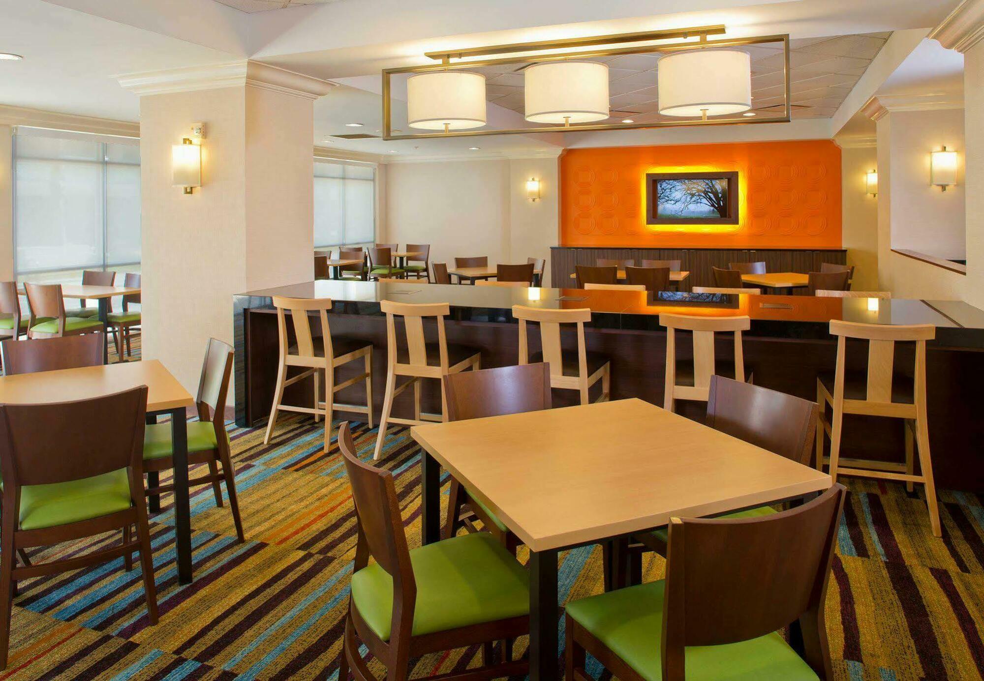 Fairfield Inn & Suites By Marriott Orlando Lake Buena Vista In The Marriott Village Экстерьер фото